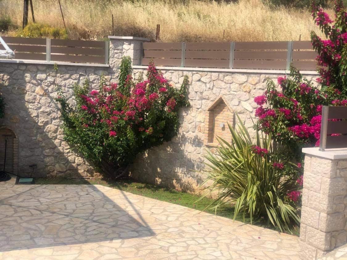 Spilios Apartment نافبليو المظهر الخارجي الصورة